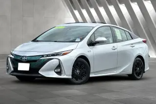 Toyota Prius Prime 2017 Advanced 4dr Hatchback