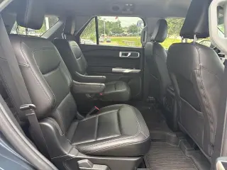 Ford Explorer 2023 XLT 4dr SUV