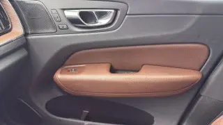 Volvo XC60 2019 AWD T5 Momentum 4dr SUV