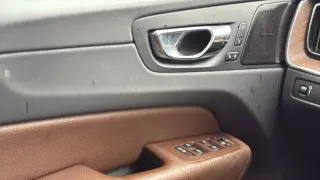 Volvo XC60 2019 AWD T5 Momentum 4dr SUV