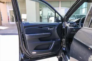 Honda Ridgeline 2018 AWD Black Edition 4dr Crew Cab 5.3 ft. SB