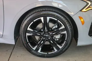 Kia K5 2022 GT-Line 4dr Sedan