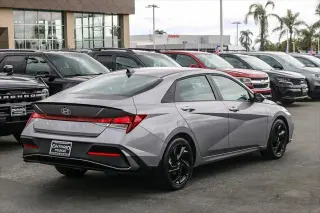 Hyundai ELANTRA 2026 SEL Sport 4dr Sedan