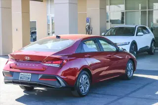 Hyundai ELANTRA 2024 SEL 4dr Sedan