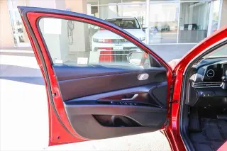 Hyundai ELANTRA 2024 SEL 4dr Sedan