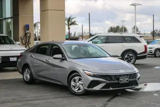 Hyundai ELANTRA 2025 SE 4dr Sedan