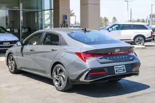 Hyundai ELANTRA 2025 Limited 4dr Sedan
