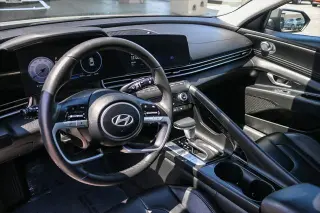 Hyundai ELANTRA 2025 Limited 4dr Sedan