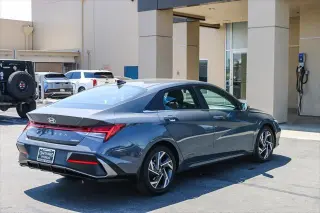 Hyundai ELANTRA 2025 Limited 4dr Sedan