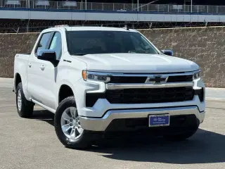 Chevrolet Silverado 1500 2023 4x4 LT 4dr Crew Cab 5.8 ft. SB w/1LT