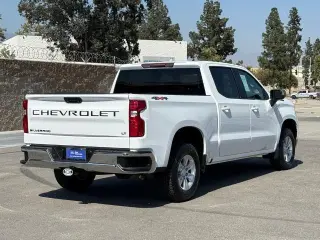 Chevrolet Silverado 1500 2023 4x4 LT 4dr Crew Cab 5.8 ft. SB w/1LT