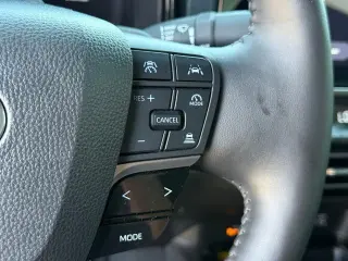 Toyota Camry 2025 SE 4dr Sedan