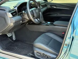 Toyota Camry 2025 SE 4dr Sedan