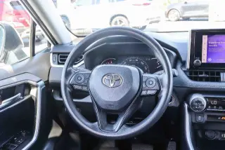 Toyota RAV4 2024 XLE 4dr SUV