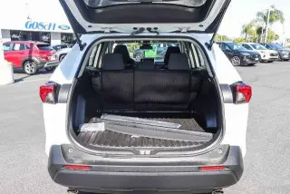 Toyota RAV4 2024 XLE 4dr SUV