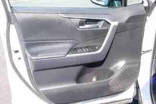 Toyota RAV4 2024 XLE 4dr SUV