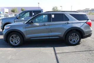 Ford Explorer 2023 AWD XLT 4dr SUV