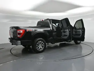 Ford F-150 2022 4x4 XL 4dr SuperCrew 6.5 ft. SB
