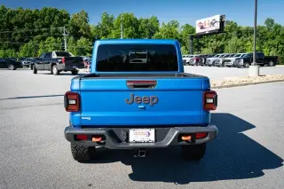 Jeep Gladiator 2023 4x4 Mojave 4dr Crew Cab 5.0 ft. SB