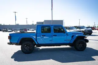 Jeep Gladiator 2023 4x4 Mojave 4dr Crew Cab 5.0 ft. SB
