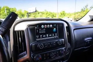 Chevrolet Silverado 1500 2018 4x4 LTZ 4dr Crew Cab 5.8 ft. SB