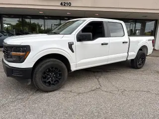 Ford F-150 2024 4x4 XL 4dr SuperCrew 5.5 ft. SB