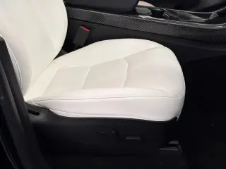 Tesla Model Y 2020 AWD Long Range 4dr Crossover