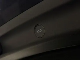 Tesla Model Y 2020 AWD Long Range 4dr Crossover