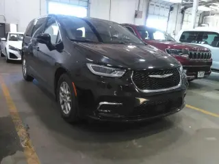 Chrysler Pacifica 2023 Touring L 4dr Mini-Van
