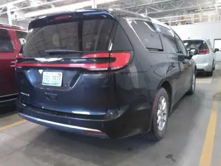 Chrysler Pacifica 2023 Touring L 4dr Mini-Van