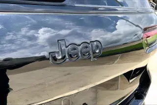 Jeep Grand Cherokee L 2023 4x2 Laredo X 4dr SUV