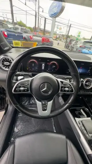 Mercedes-Benz GLB 2021 AWD GLB 250 4MATIC 4dr SUV