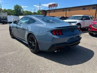 Ford Mustang 2024 EcoBoost 2dr Fastback