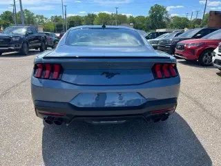 Ford Mustang 2024 EcoBoost 2dr Fastback