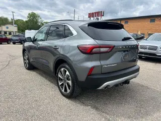 Ford Escape 2024 AWD Platinum 4dr SUV