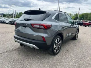 Ford Escape 2024 AWD Platinum 4dr SUV
