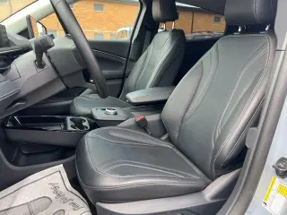 Ford Mustang Mach-E 2024 AWD Premium 4dr SUV