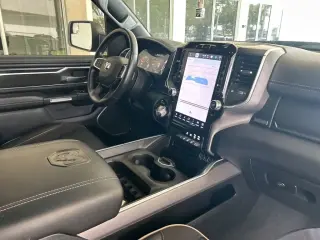 Ram 1500 2023 4x4 Laramie 4dr Crew Cab 5.6 ft. SB Pickup