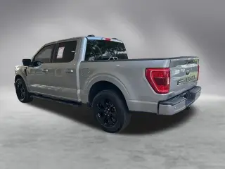 Ford F-150 2022 4x2 XL 4dr SuperCrew 5.5 ft. SB