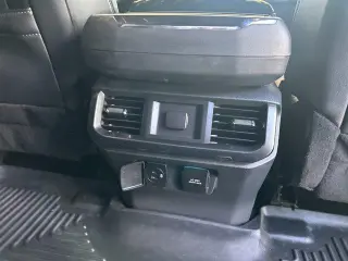 Ford F-150 2022 4x2 XL 4dr SuperCrew 5.5 ft. SB
