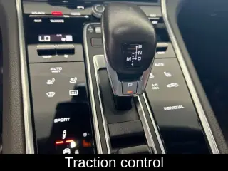 Porsche Panamera 2018 4dr Sedan