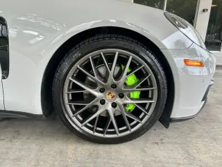Porsche Panamera 2018 4dr Sedan