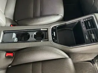 Porsche Panamera 2018 4dr Sedan