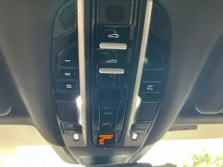 Porsche Panamera 2018 4dr Sedan