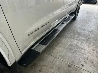 GMC Sierra 1500 2020 4x2 Denali 4dr Crew Cab 5.8 ft. SB
