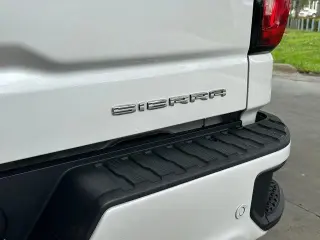 GMC Sierra 1500 2020 4x2 Denali 4dr Crew Cab 5.8 ft. SB