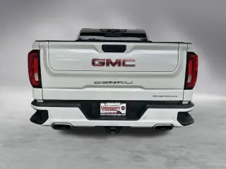 GMC Sierra 1500 2020 4x2 Denali 4dr Crew Cab 5.8 ft. SB