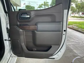 GMC Sierra 1500 2020 4x2 Denali 4dr Crew Cab 5.8 ft. SB