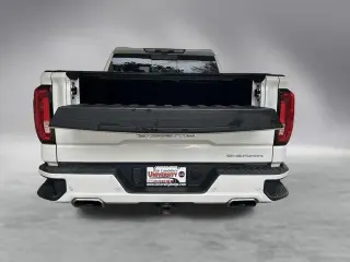 GMC Sierra 1500 2020 4x2 Denali 4dr Crew Cab 5.8 ft. SB