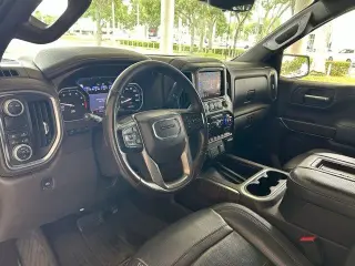 GMC Sierra 1500 2020 4x2 Denali 4dr Crew Cab 5.8 ft. SB